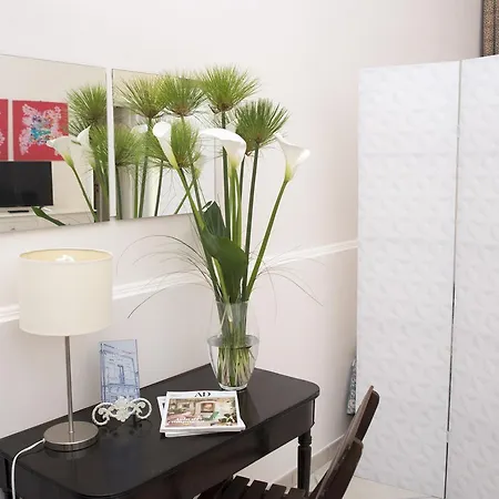 Nobilis Apartment